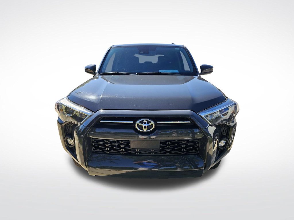 Used 2024 Toyota 4Runner SR5 RWD image 5