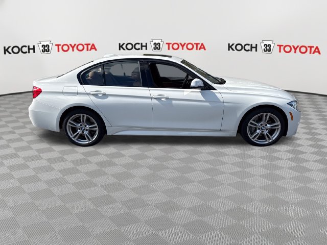 Used 2018 BMW 340i xDrive Sedan w/ Premium Package AWD/4WD image 9