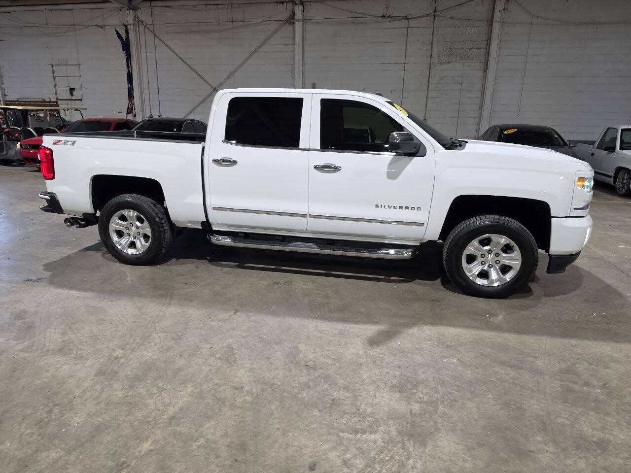 Used 2017 Chevrolet Silverado 1500 LTZ Z71 AWD/4WD image 19