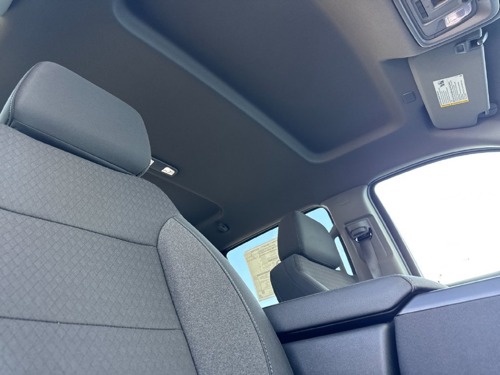 New 2026 GMC Sierra 1500 SLE w/ Preferred Package AWD/4WD image 15