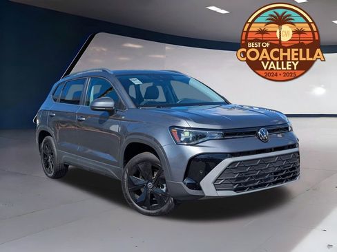 Used 2025 Volkswagen Taos SE w/ Panoramic Sunroof Package image 1