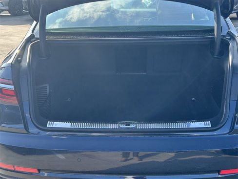 Used 2022 Audi A8 L 3.0T image 15