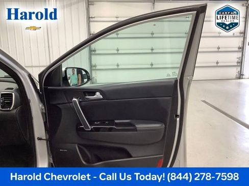 Used 2022 Kia Sportage SX image 10