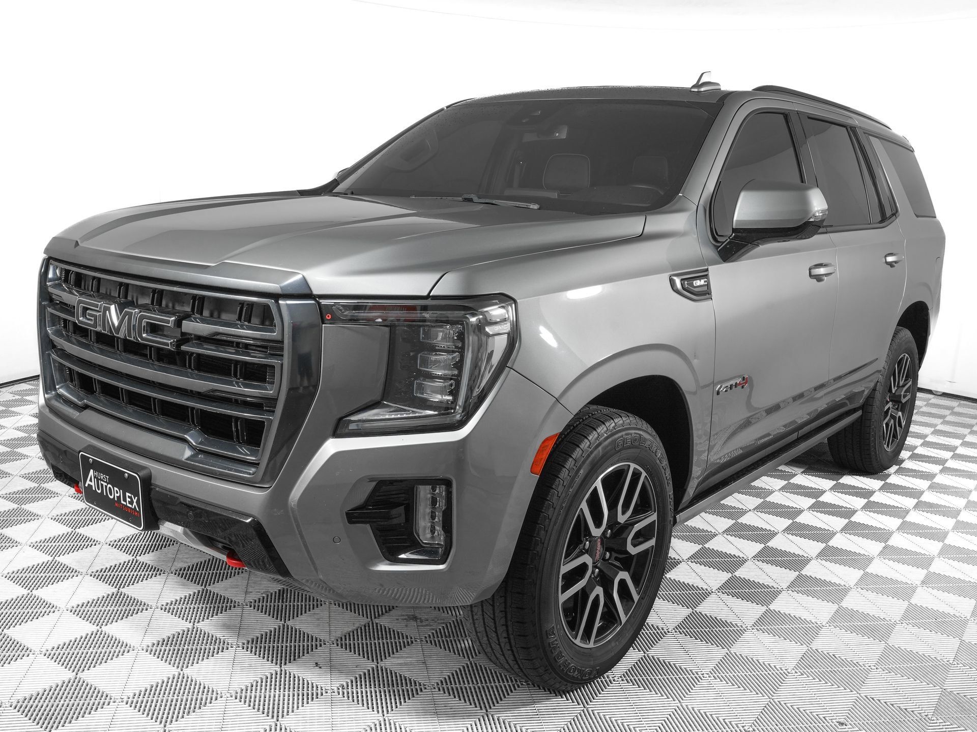 Used 2023 GMC Yukon AT4 AWD/4WD image 7