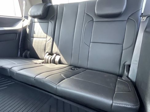 Used 2016 Chevrolet Tahoe LT image 14