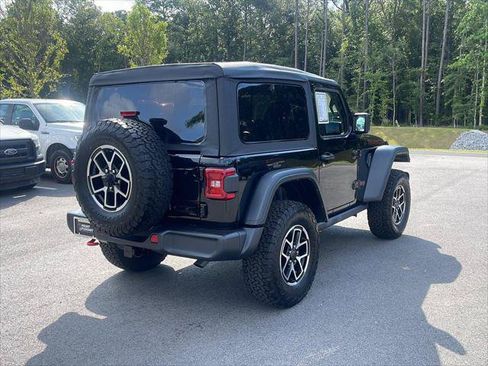 Certified 2025 Jeep Wrangler Rubicon AWD/4WD image 9