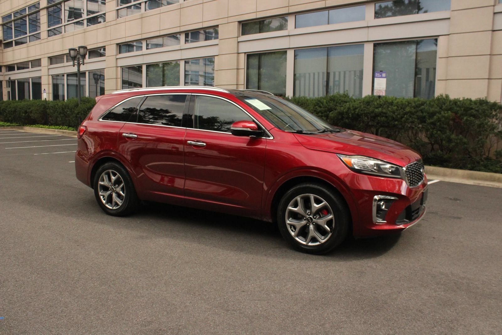 Used 2019 Kia Sorento SX FWD image 2