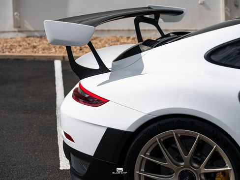 Used 2018 Porsche 911 GT2 RS RWD image 27