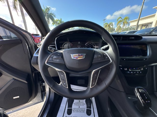 Certified 2024 Cadillac XT5 Luxury FWD image 22