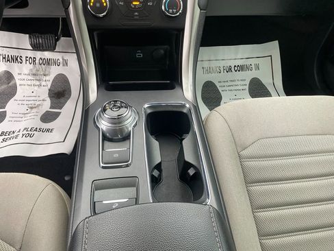 Used 2019 Ford Fusion S image 22