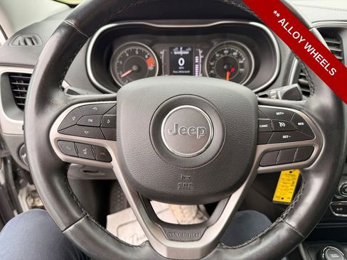 Used 2019 Jeep Cherokee Sport w/ Cold Weather Group AWD/4WD image 16