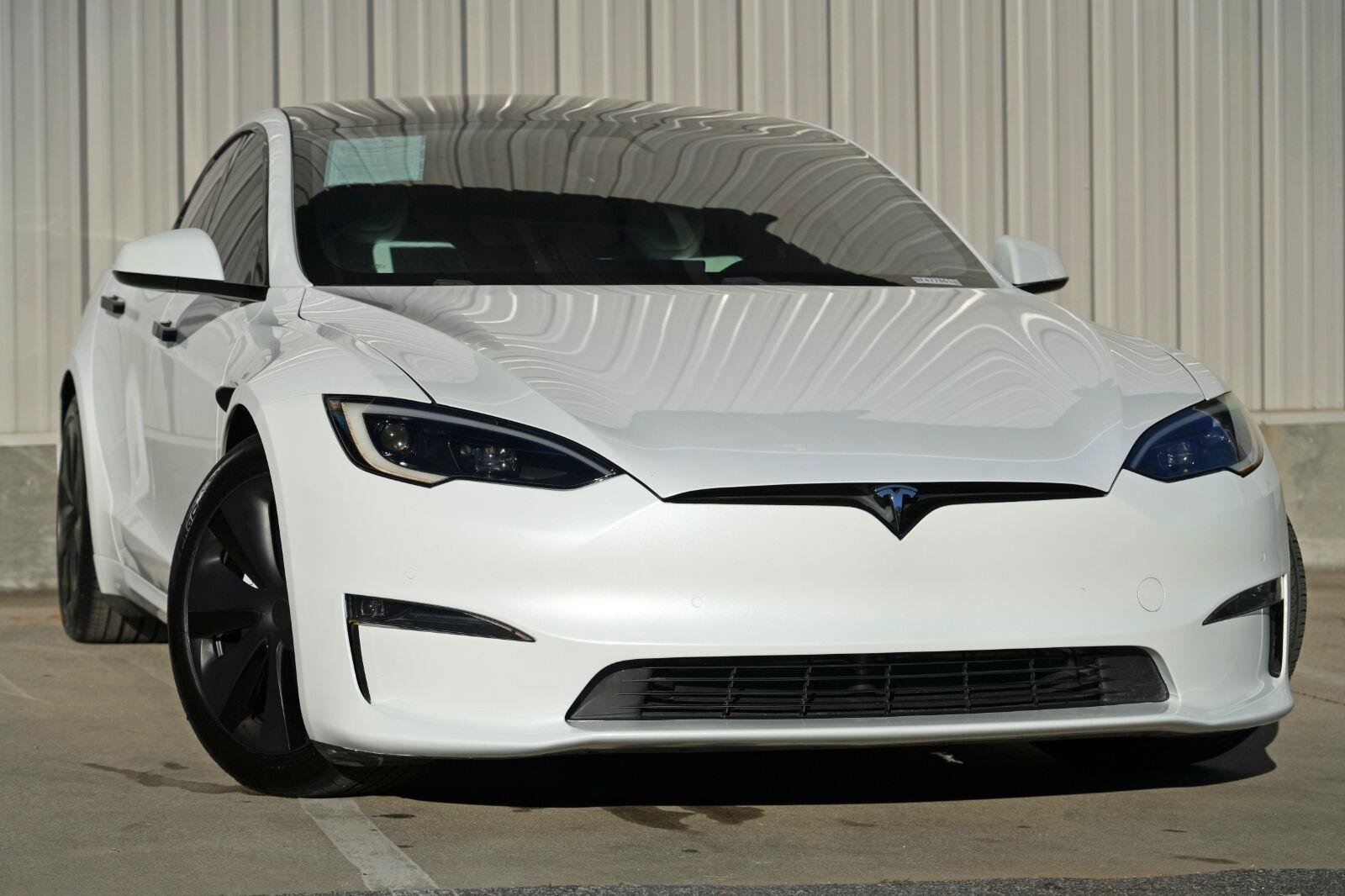 Used 2022 Tesla Model S Plaid AWD/4WD image 3