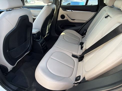 Used 2018 BMW X1 xDrive28i w/ Convenience Package AWD/4WD image 17