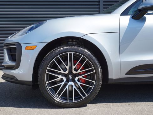 New 2026 Porsche Macan S image 11