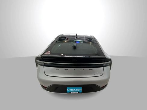New 2026 Toyota Prius Plug-In Hybrid FWD image 7