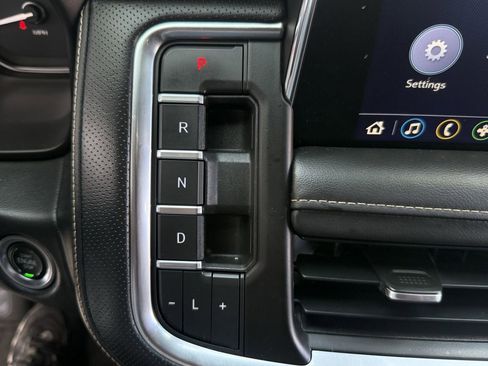 Used 2021 GMC Yukon XL SLT image 21