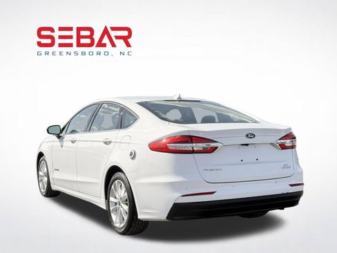 Used 2019 Ford Fusion SE FWD image 8
