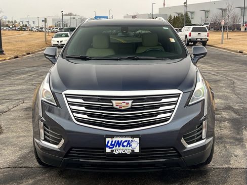 Used 2019 Cadillac XT5 AWD image 7
