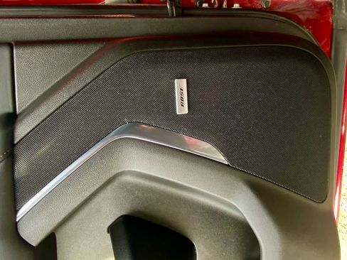 Used 2021 Chevrolet Suburban High Country image 58