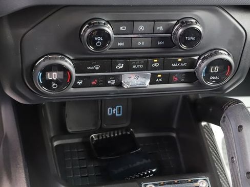 Used 2024 Ford Bronco Raptor AWD/4WD image 38