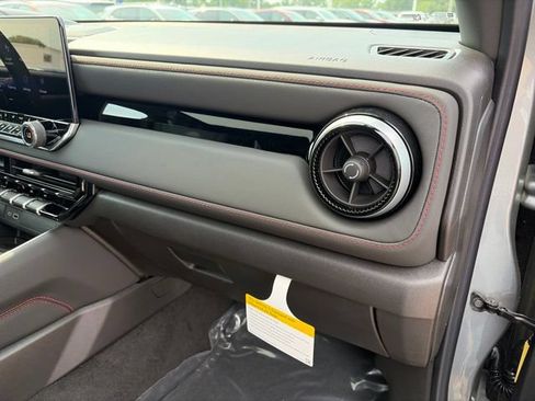 New 2026 Chevrolet Colorado Z71 w/ Technology Package AWD/4WD image 51