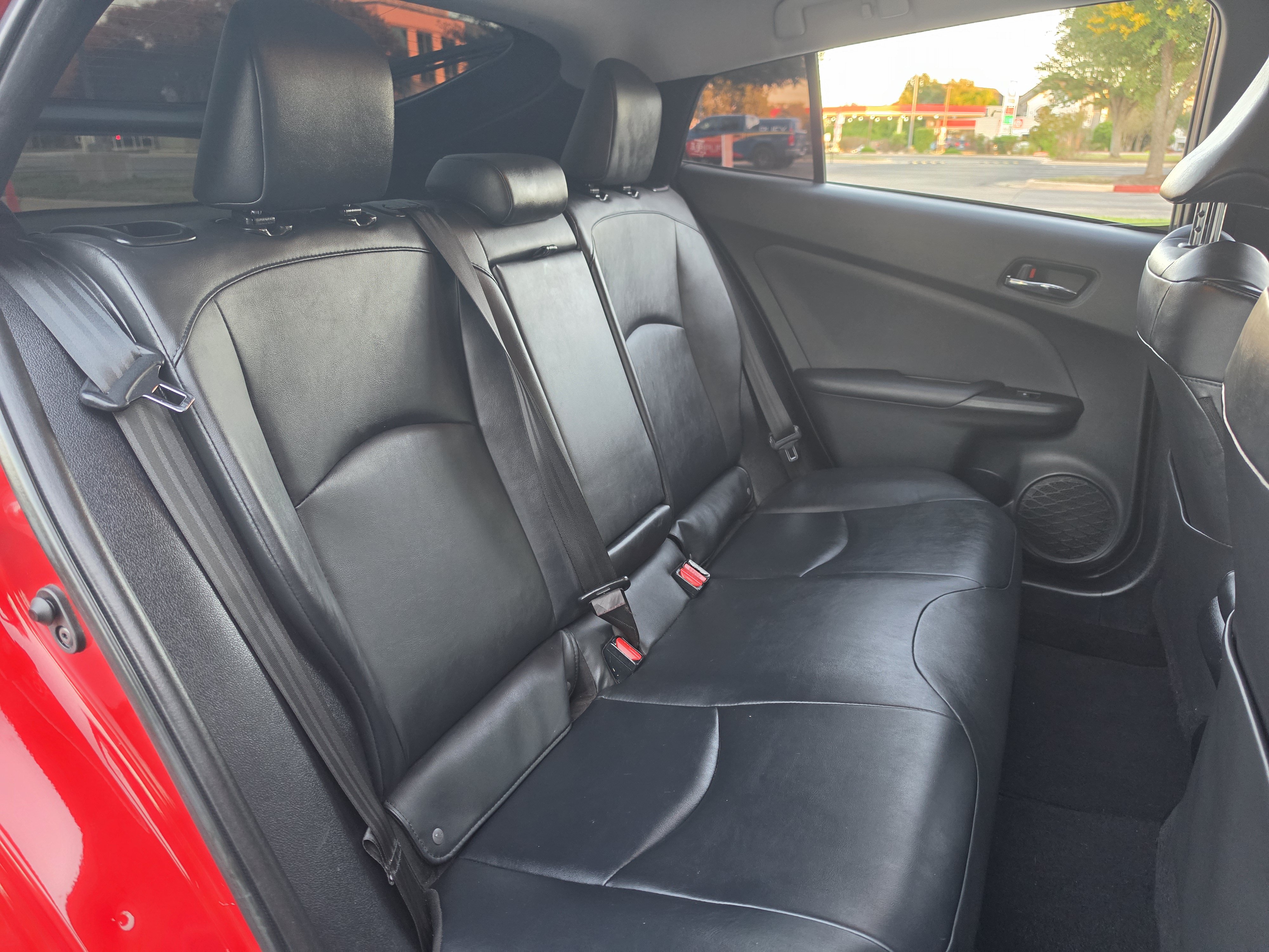 Used 2016 Toyota Prius Four FWD image 19