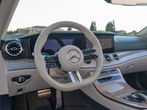 Used 2023 Mercedes-Benz E 450 Cabriolet image 29
