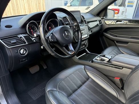 Used 2018 Mercedes-Benz GLS 450 4MATIC w/ Premium Package image 10