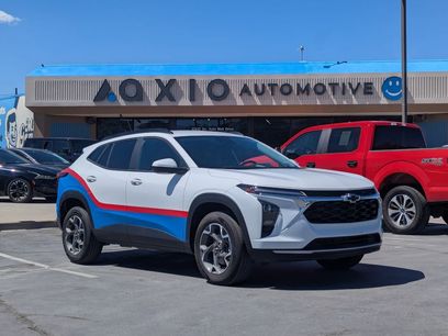 Used 2024 Chevrolet Trax LT w/ Driver Confidence Package