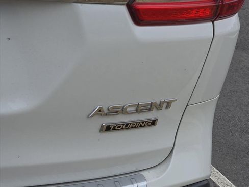Used 2022 Subaru Ascent Touring image 5