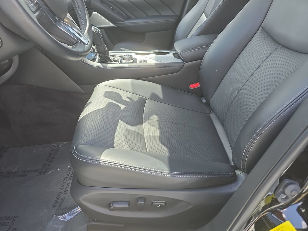 Used 2023 INFINITI Q50 Luxe w/ Cargo Package RWD image 21