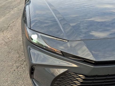 Used 2025 Toyota Camry LE image 9