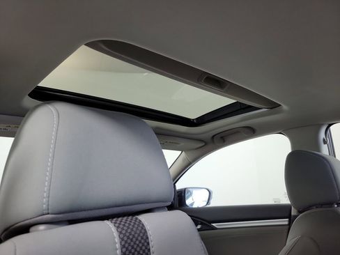 Used 2019 Honda Civic EX image 22