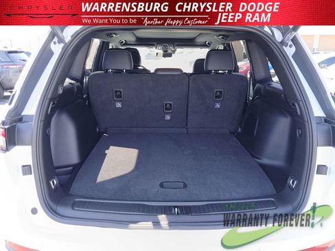 New 2026 Jeep Grand Cherokee Limited image 32