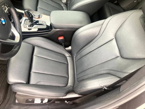 Used 2019 BMW X3 xDrive30i w/ Driving Assistance Package AWD/4WD image 13