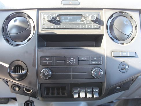 Used 2021 Ford F650 2WD Regular Cab Super Duty image 11