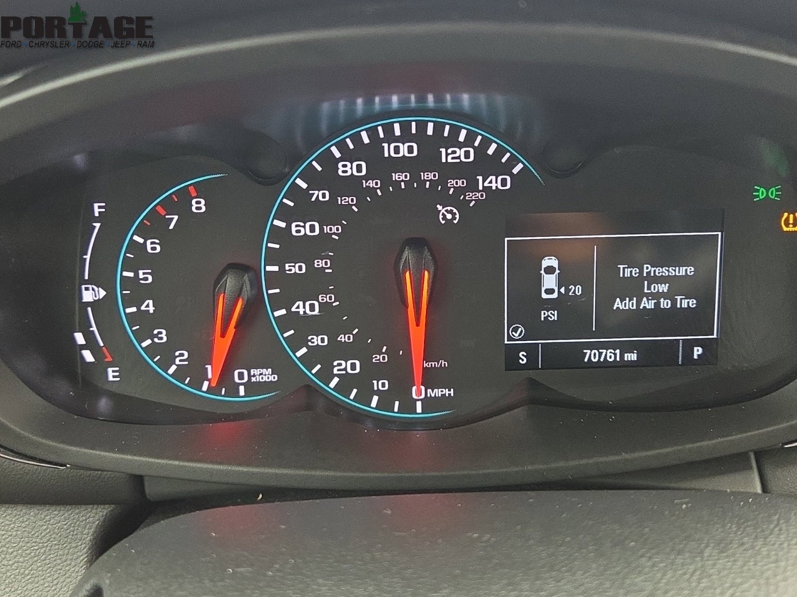 Used 2022 Chevrolet Trax LT w/ LT Convenience Package AWD/4WD image 15