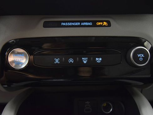 Used 2024 Ford Escape Active w/ Tech Pack #1 AWD/4WD image 34