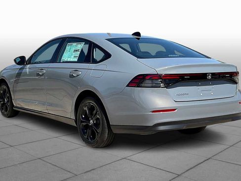 New 2025 Honda Accord SE image 12
