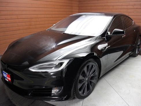 Used 2020 Tesla Model S Performance image 5