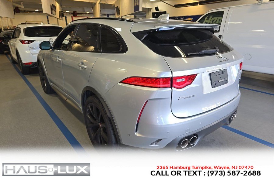 Used 2019 Jaguar F-PACE SVR AWD/4WD image 7