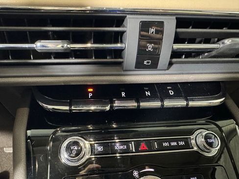 Certified 2022 Lincoln Corsair Reserve w/ Equipment Group 201A image 37