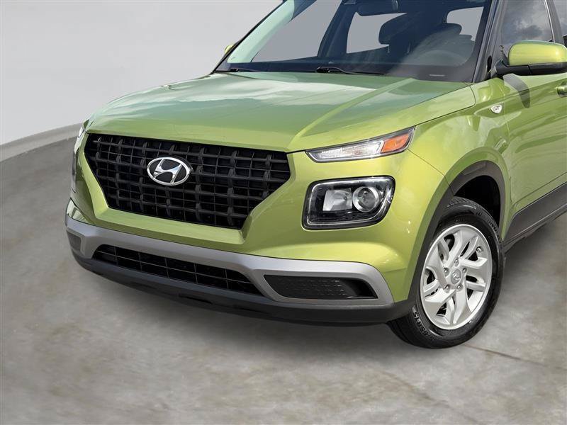 Used 2022 Hyundai Venue SE FWD image 5