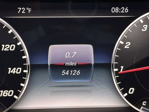 Used 2019 Mercedes-Benz E 300 4MATIC image 26