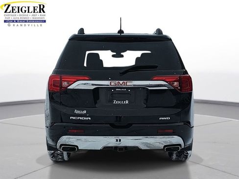 Used 2018 GMC Acadia Denali w/ Technology Package AWD/4WD image 6