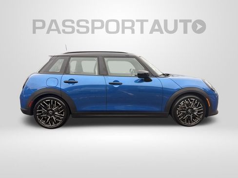 Used 2025 MINI Cooper S image 9