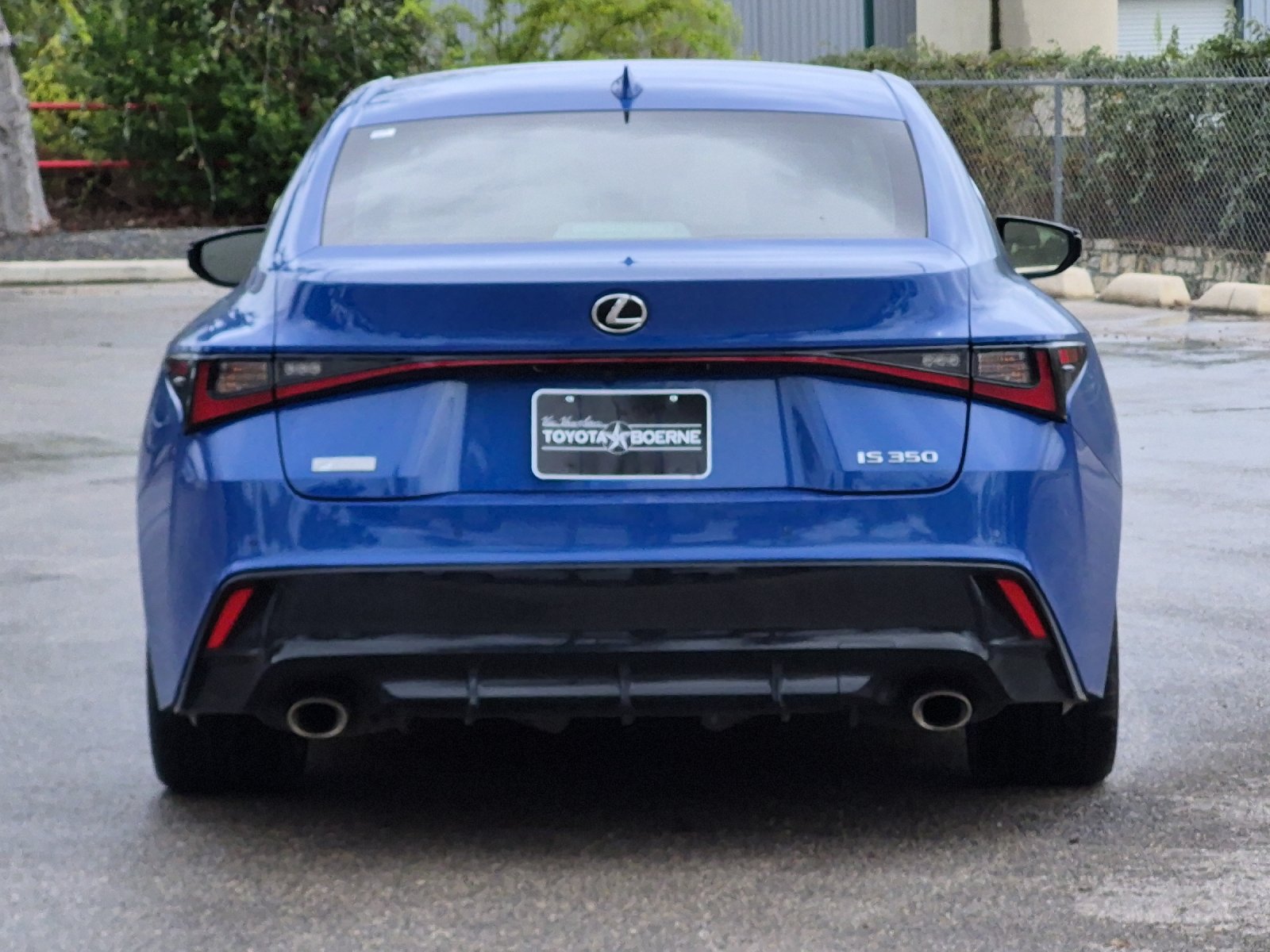 Used 2021 Lexus IS 350 F Sport RWD image 4