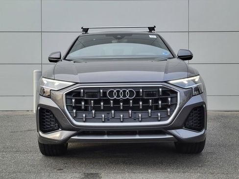 Used 2025 Audi Q8 Premium w/ Convenience Package image 11