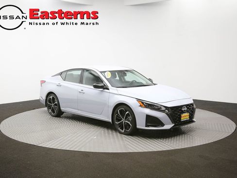 Used 2023 Nissan Altima 2.5 SR image 44