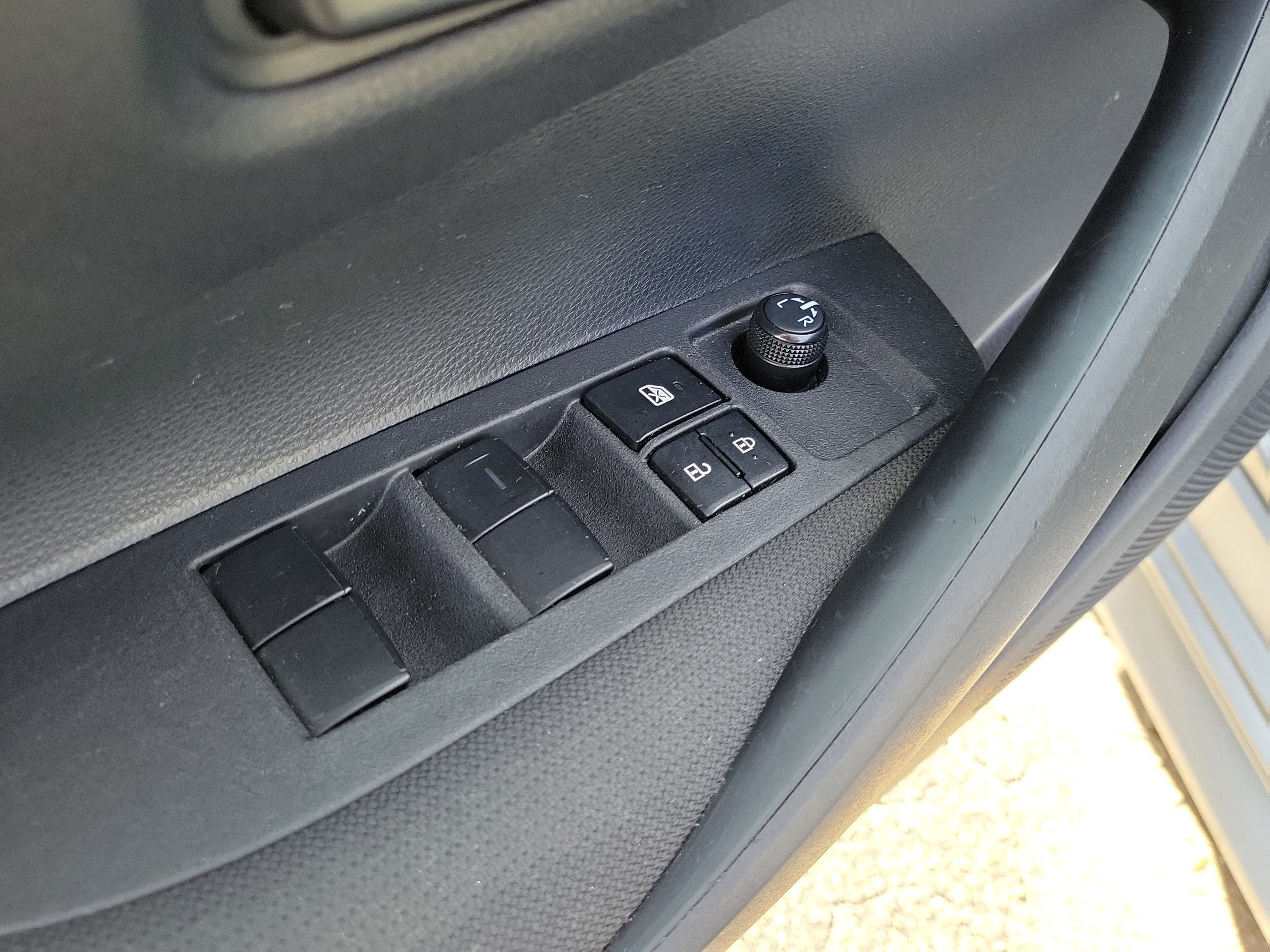 Used 2024 Toyota Corolla LE FWD image 15